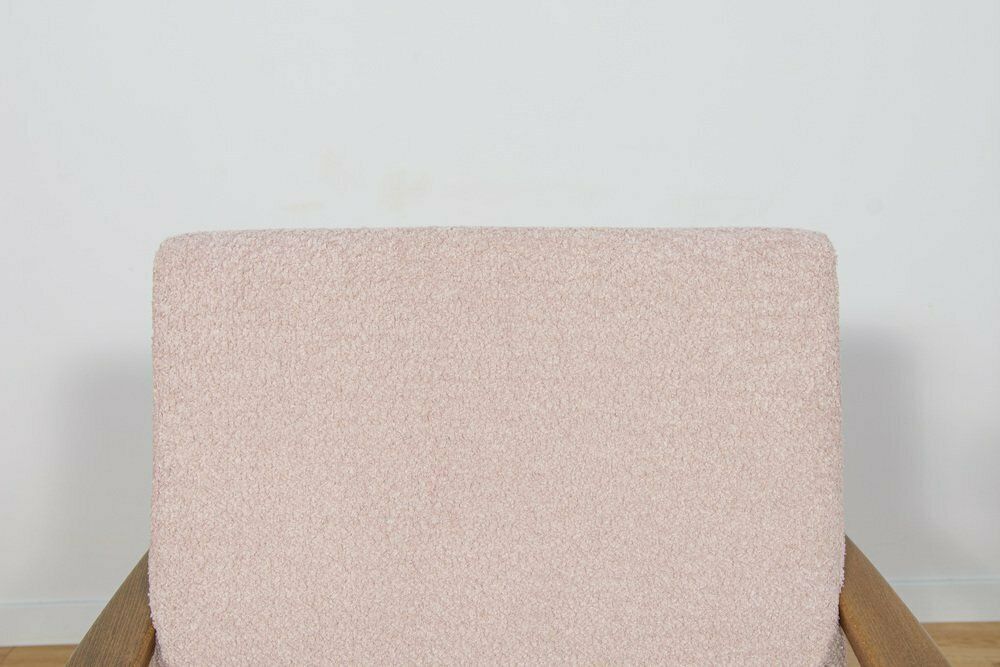 photo vintage Mid Century Armchairs From Ton, 1960s, Set Of 2