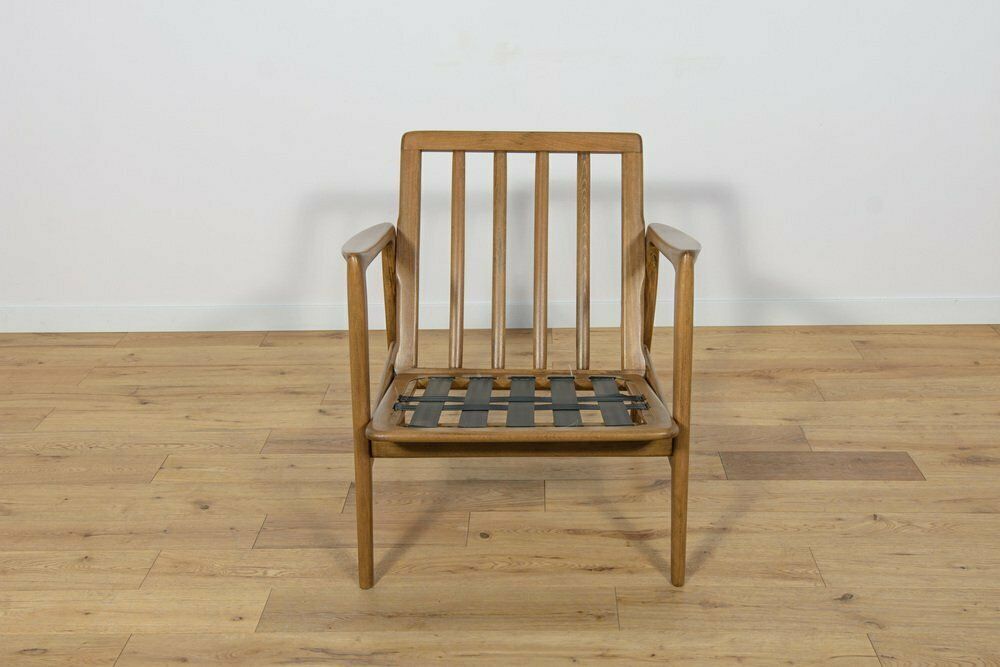 Mid Century Model 300 139 Armchair From Swarzędz Factory, 1960s photo 745.0