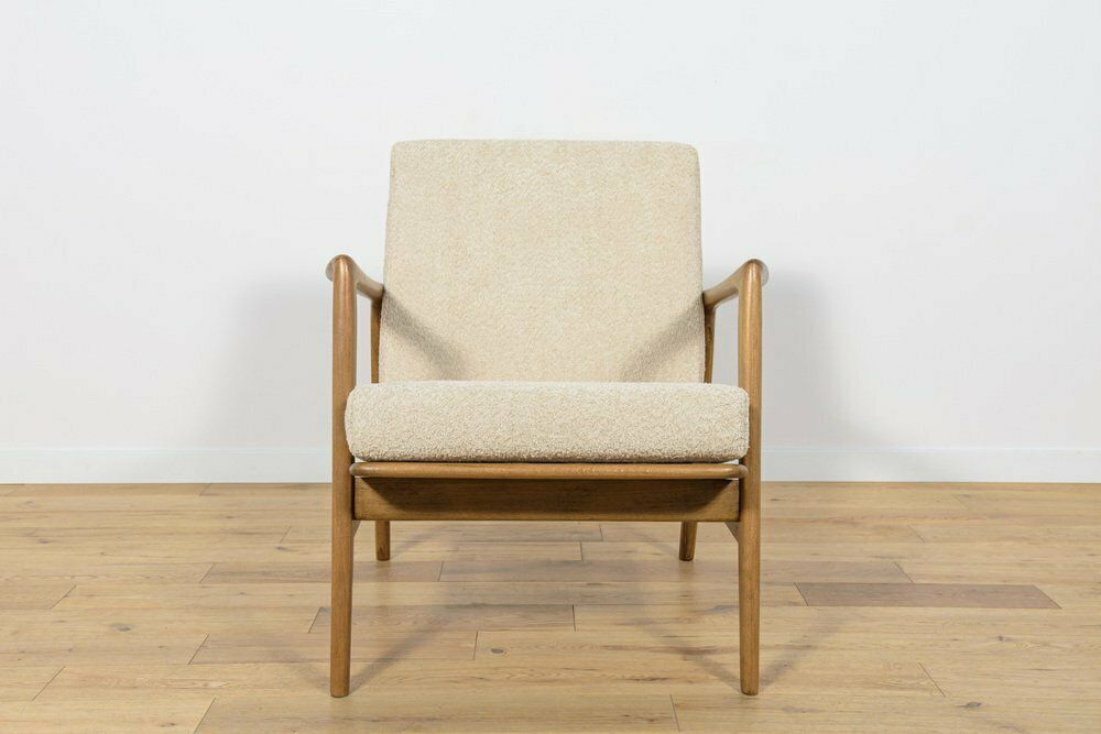 Mid Century Model 300 139 Armchair From Swarzędz Factory, 1960s photo furniture
