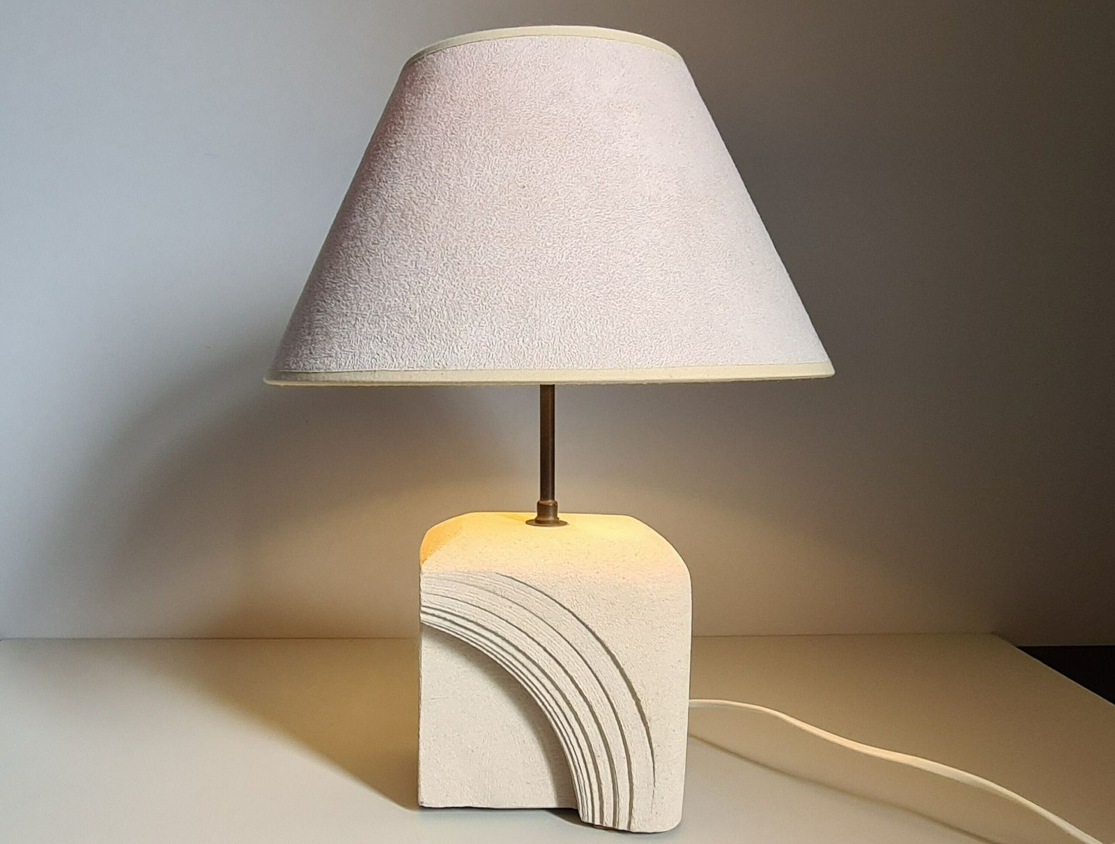 Albert Tormos Style Sculpture Lamp In White Stone / 60s / Art / Artisanal Work / Mid Century / France / 20th Century photo furniture