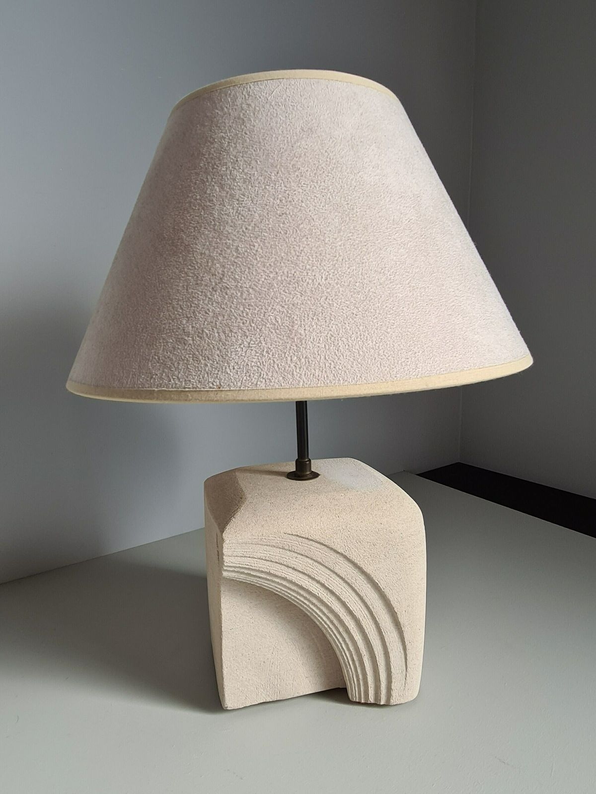 Albert Tormos Style Sculpture Lamp In White Stone / 60s / Art / Artisanal Work / Mid Century / France / 20th Century photo buy