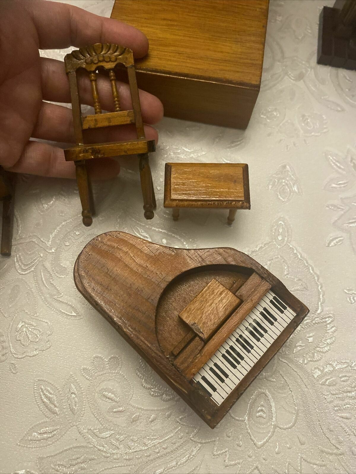 R.O.C. Taiwan Dolls House Furnitures Job Lot Fireplace Beds Piano Chairs #3 photo 50.0
