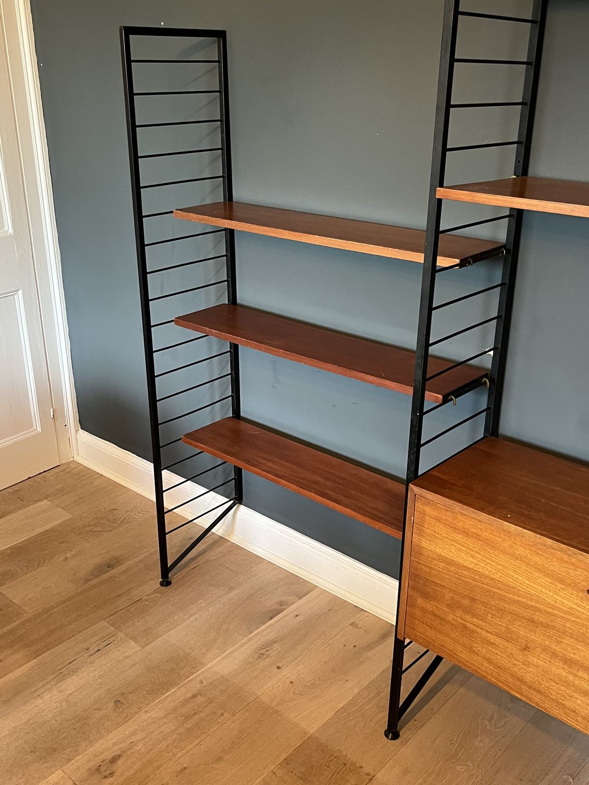 Staples Ladderax, 2x Cabinets, 7x Shelves, 4 Ladders photo vintage