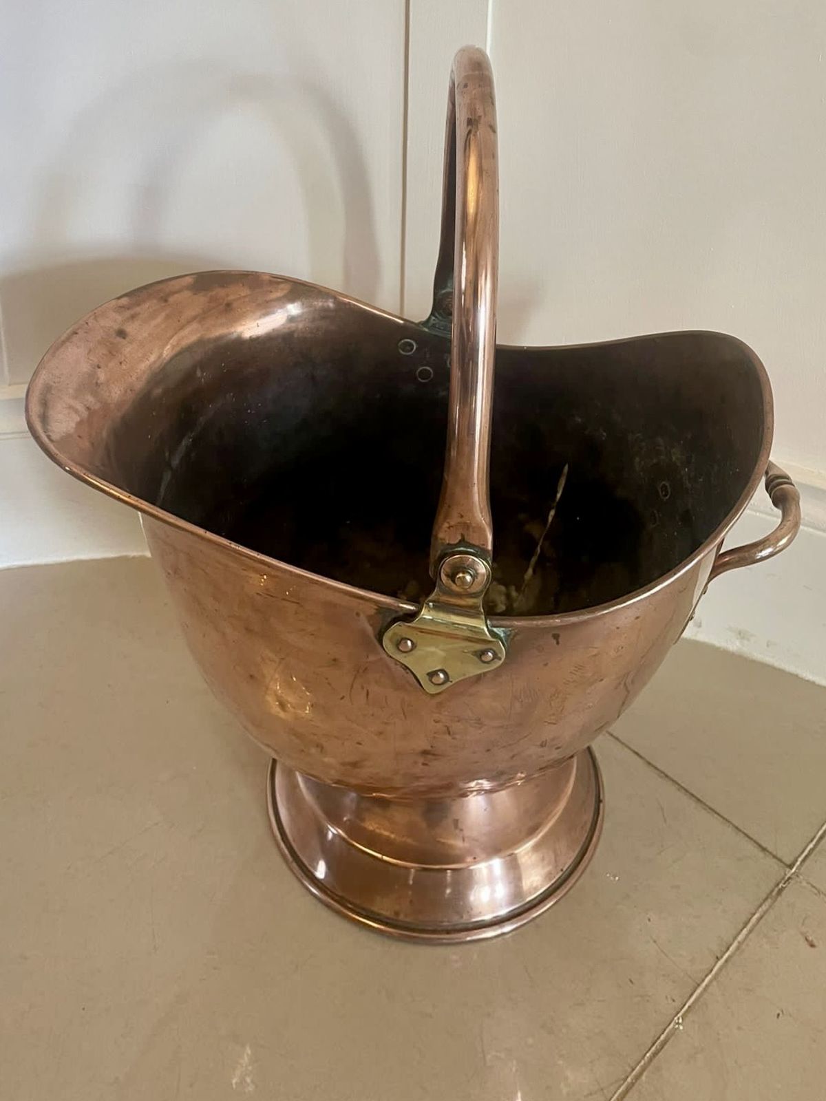 Antique 19th Century Quality Copper Coal Scuttle photo vinterior