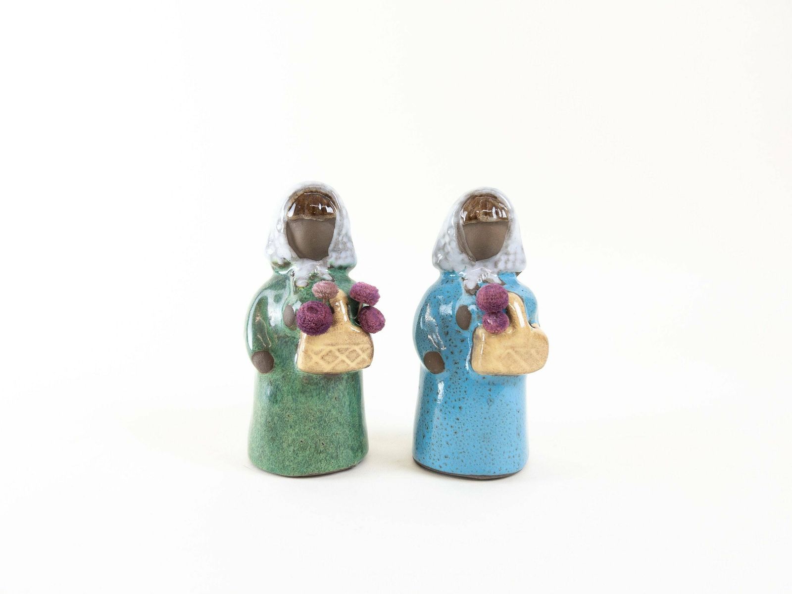 Jie Gantofta Sweden Figurine   Girl Holding A Basket Figure