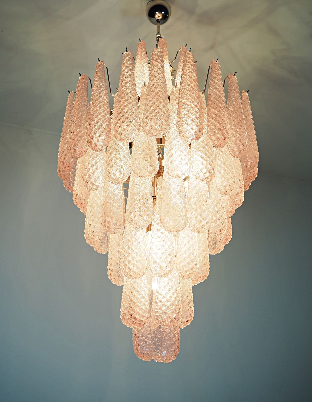 2415.0 Huge Italian Vintage Murano Glass Chandelier   85 Glass Pink Petals Drop photo