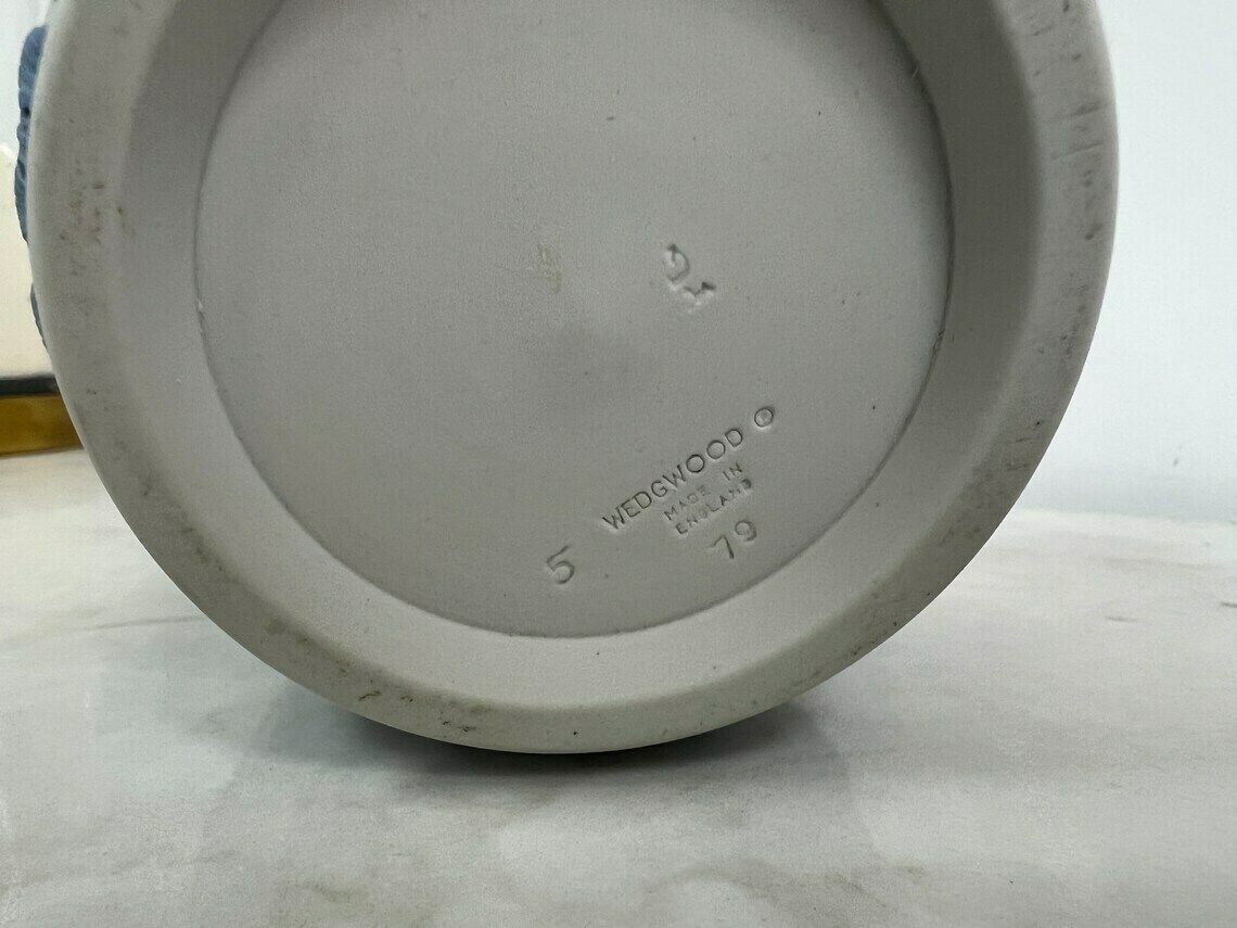 Vintage Wedgwood Jardiniere Blue On White Jasperware Planter photo for sale