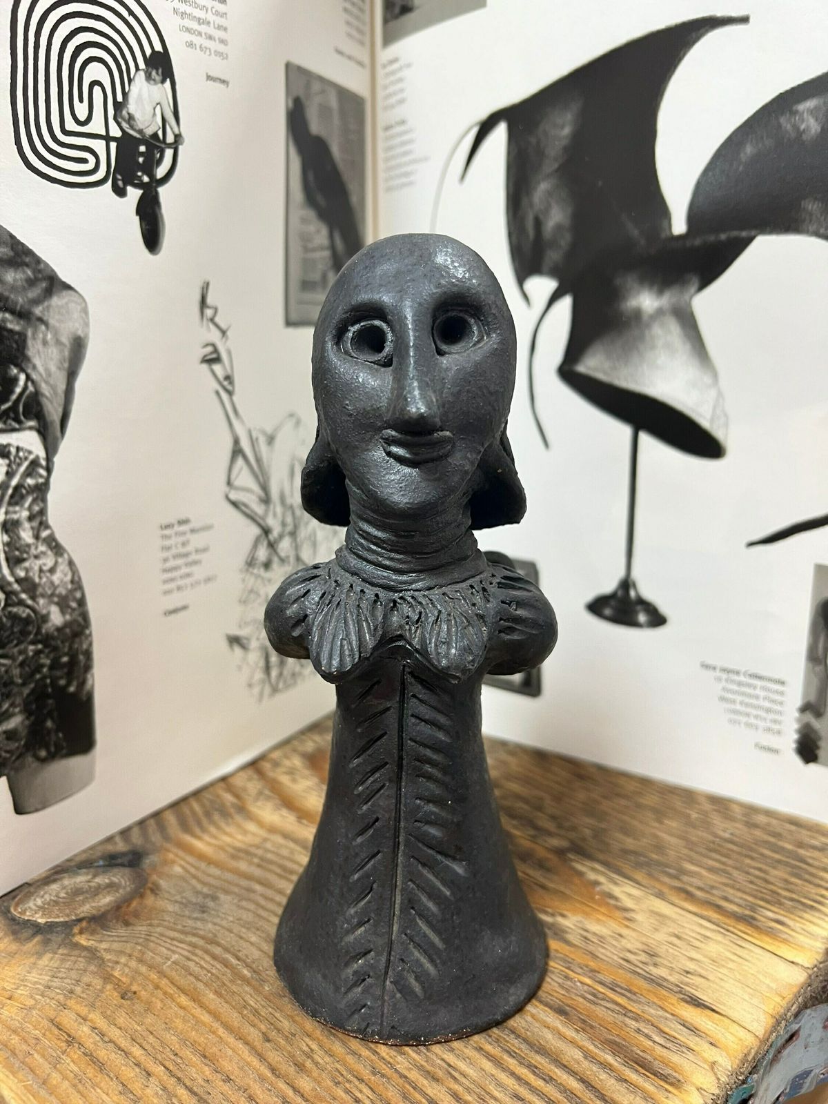 Vintage Black Clay Figurine Of Woman With Jug, Traditional Ethiopian Folk Art, Black Figurine, Black Clay Jewish Figure photo vinterior