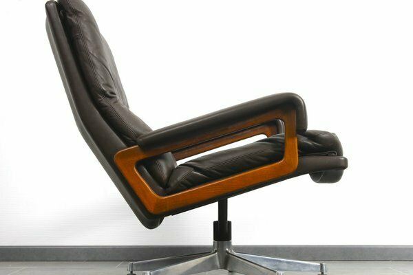 King Chair In Brown Leather By André Vandenbeuck For Strässle 1960s photo vinterior