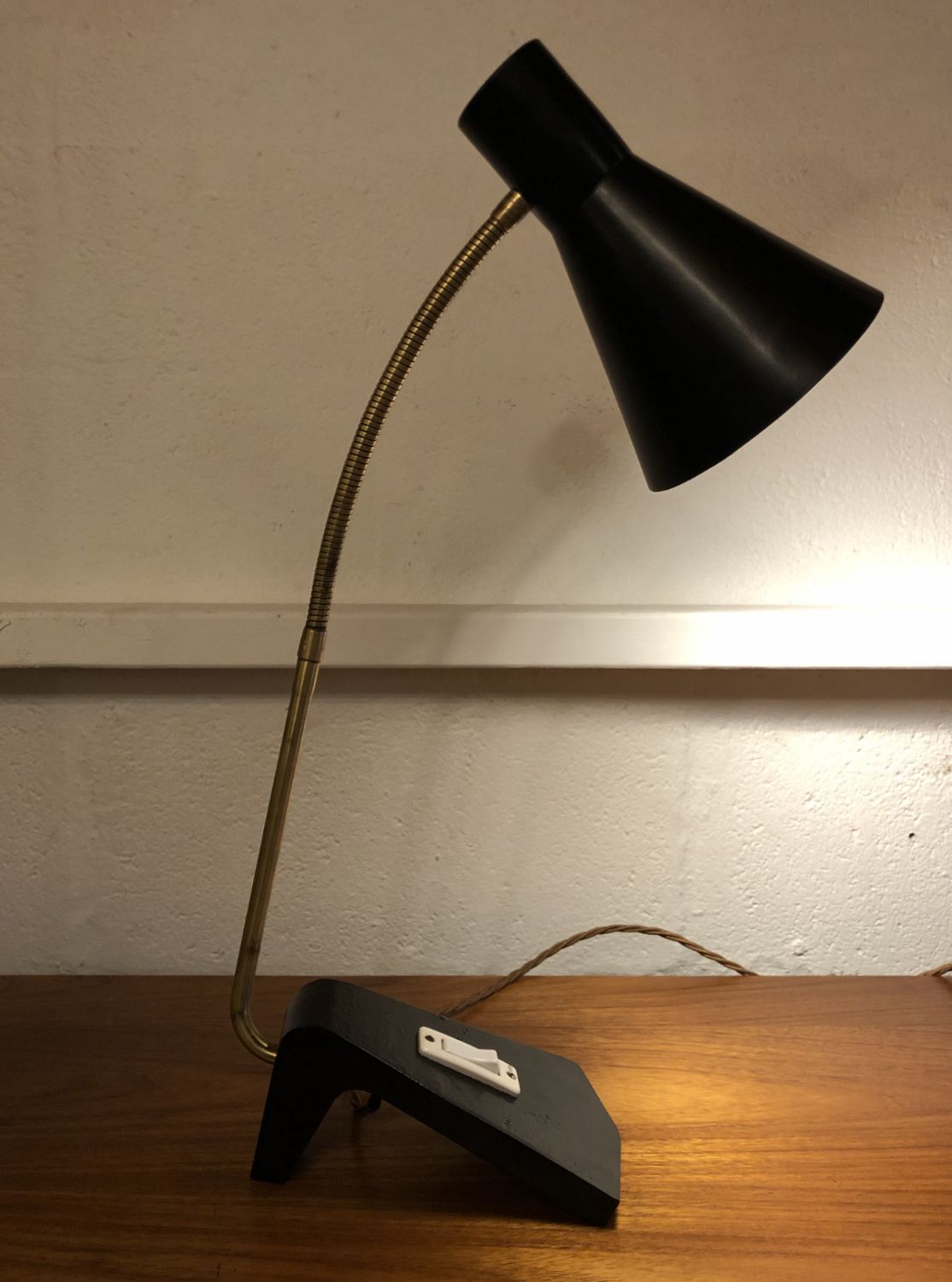 1950s Scandinavian Swan Neck Gooseneck Task Desk Lamp Black & Brass Midcentury Swedish Ewa Style photo Lighting