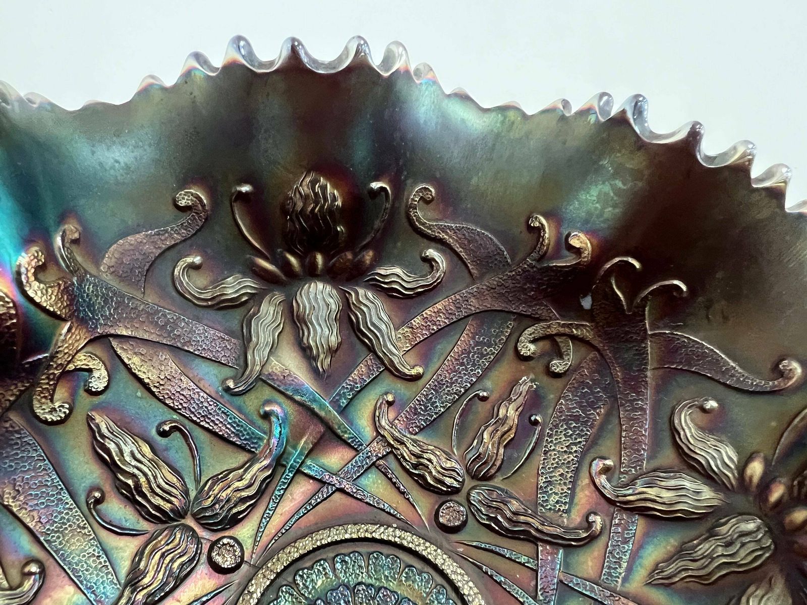 Antique Northwood Carnival Glass Wishbone Orchid Footed Ruffled Bowl Amethyst Ruffles Glass Dish photo vintage