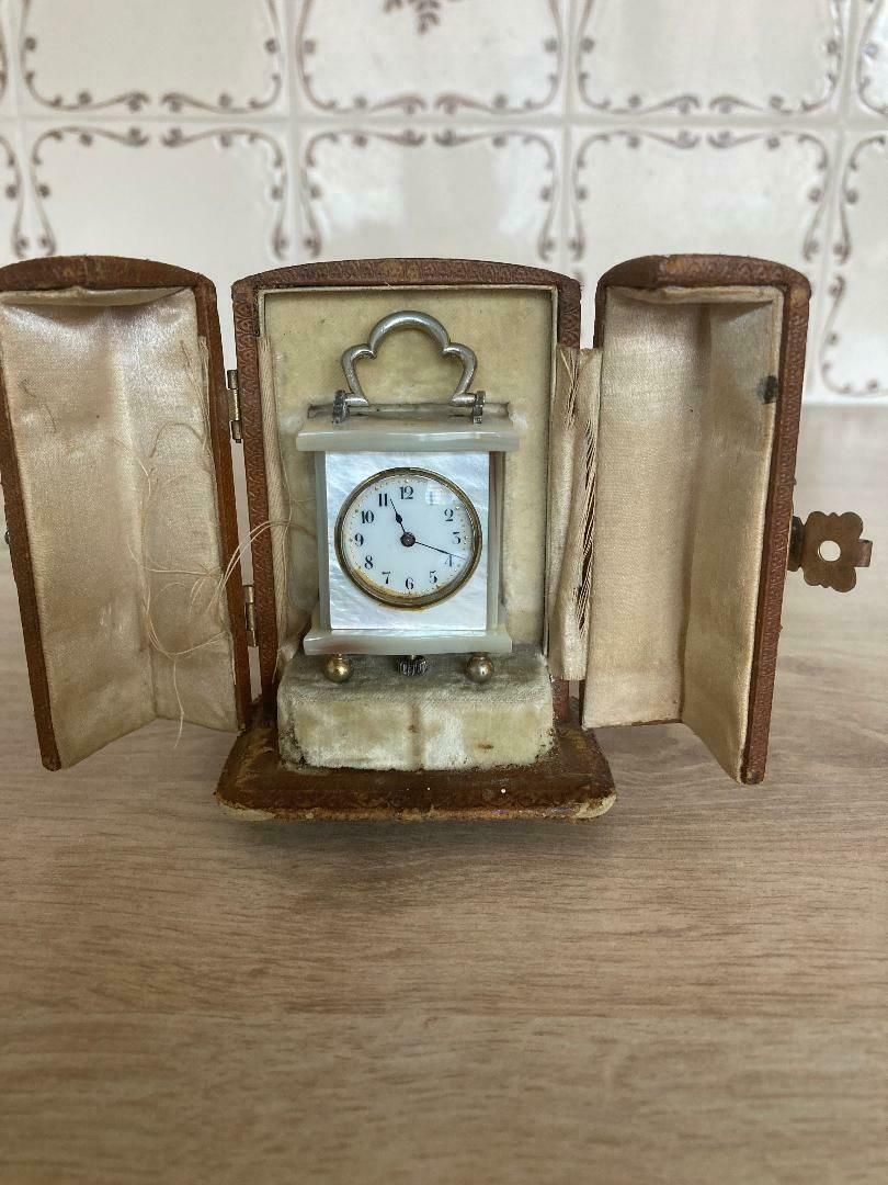 Miniature Carriage Clock Mother Of Pearl With White Nacre photo furniture
