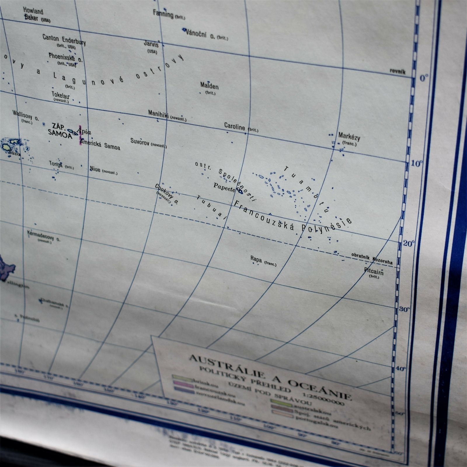 Vintage Very Large Map Australia Oceania Pacific Linen Backed Original Batons photo 285.0