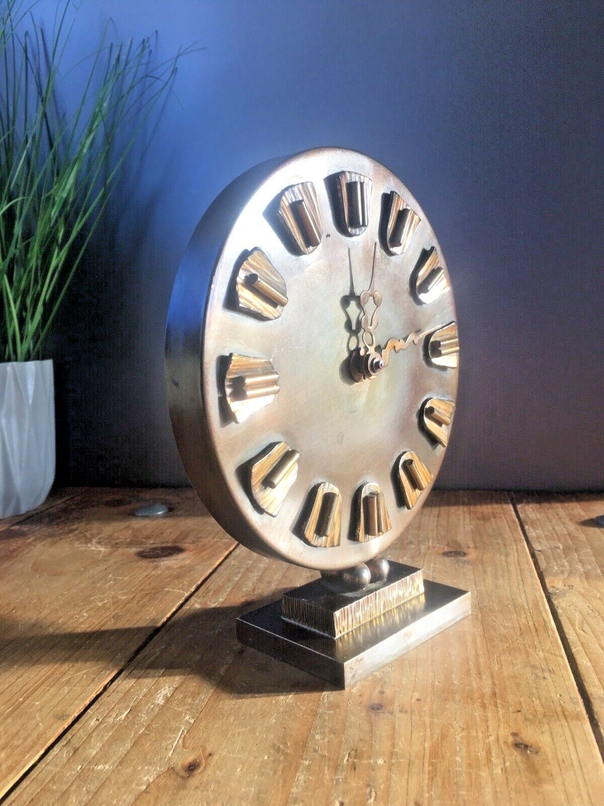 Beautiful Brutalist 1950's Bronzed Metal Mantel Clock By Awu   Johannes Bosma photo 100.0