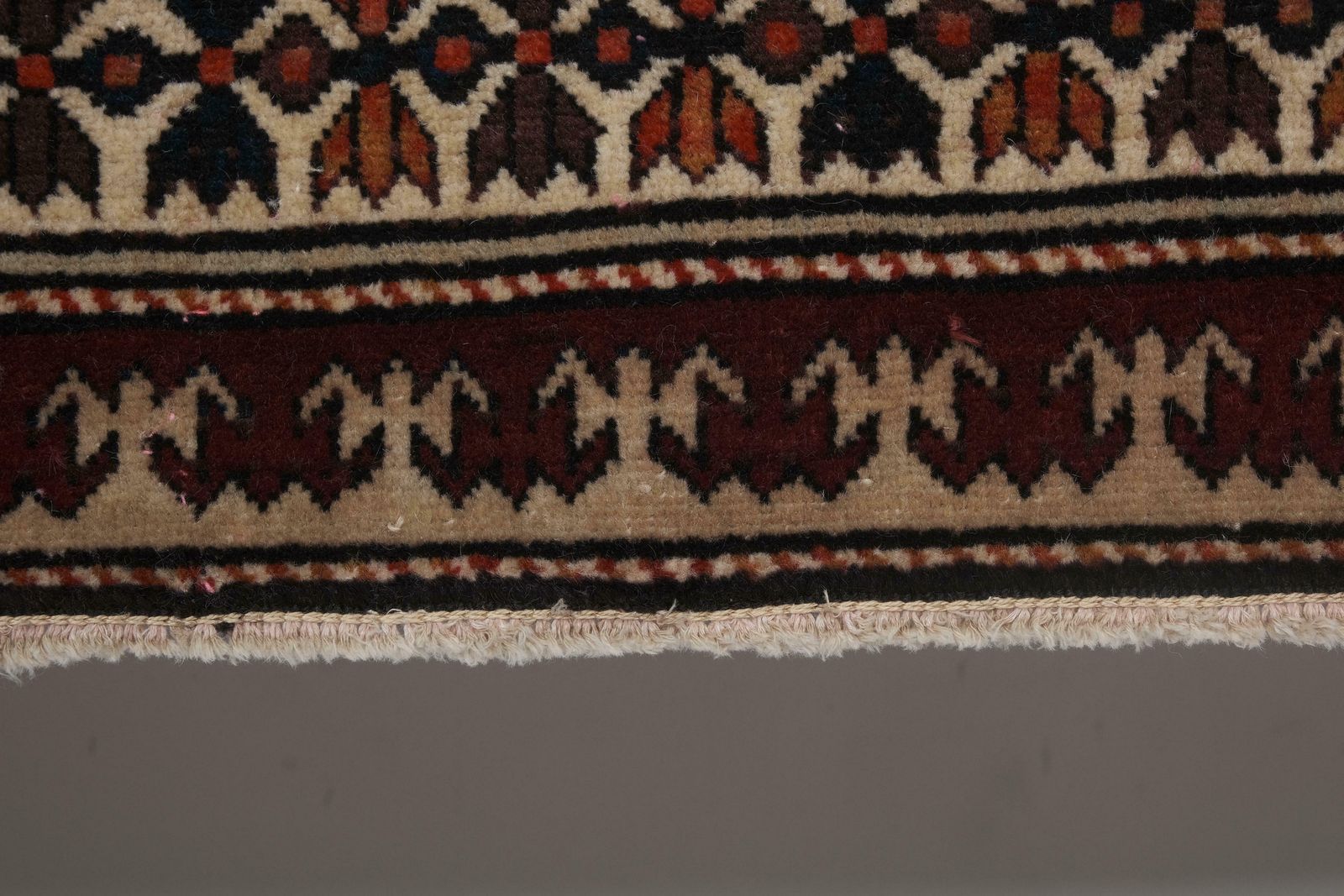 1960s Vintage Caucasian Derbent Rug 140 X 206 Cm photo vinterior