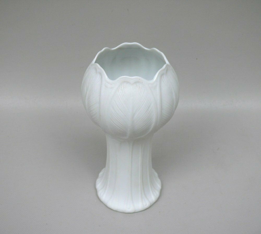 Vase In Porcelain With Art Noveau Style Elements By Hans Achtziger For Hutschenreuther, Germany, 1970s photo Home Decor