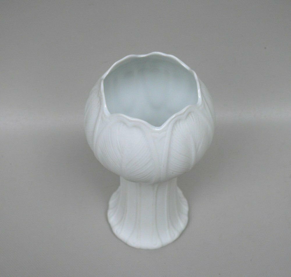 Vase In Porcelain With Art Noveau Style Elements By Hans Achtziger For Hutschenreuther, Germany, 1970s photo 306.0
