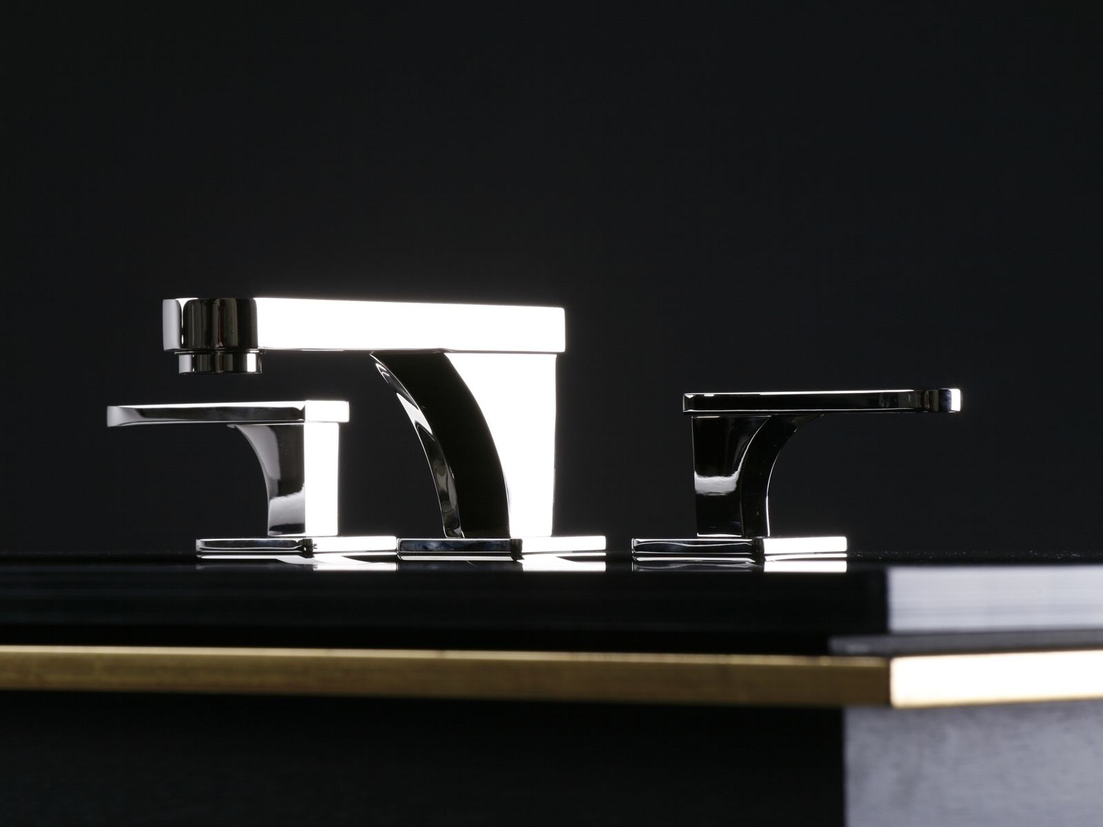 Console, Lacquered And Gilded, Glass Top With Washbasin And Faucet By Thg photo buy
