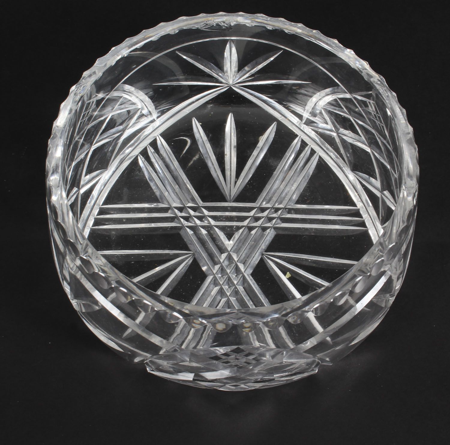 photo furniture Vintage Cut Glass Crystal Bowl 20th C