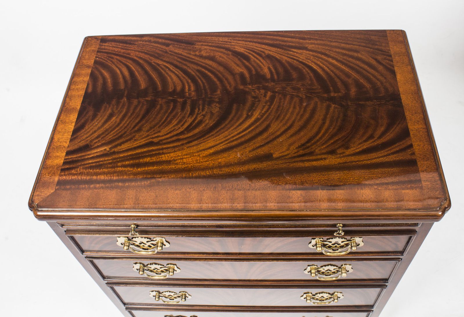 photo furniture Vintage Pair Of Flame Mahogany Bedside Cabinets With Slides 20th C
