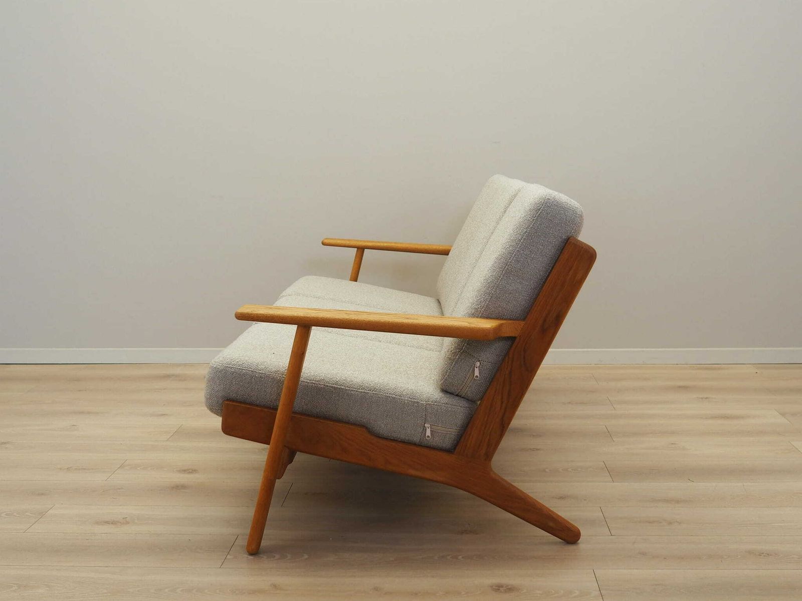 Oak Sofa, Danish Design, 1960s, Designer: Hans J. Wegner, Manufacturer: Getama photo 4206.0