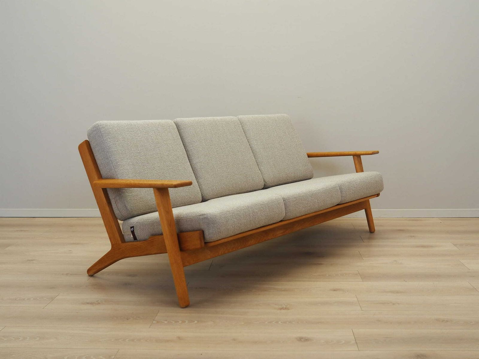 Oak Sofa, Danish Design, 1960s, Designer: Hans J. Wegner, Manufacturer: Getama photo buy
