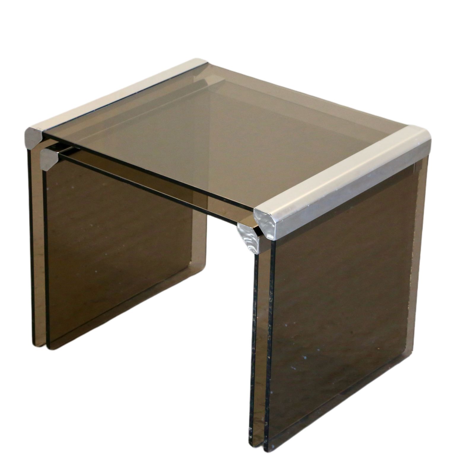 Pierangelo Gallotti For Gallotti&Radice Pair  ‘Tris’  T35 Italian Nesting Tables photo vintage