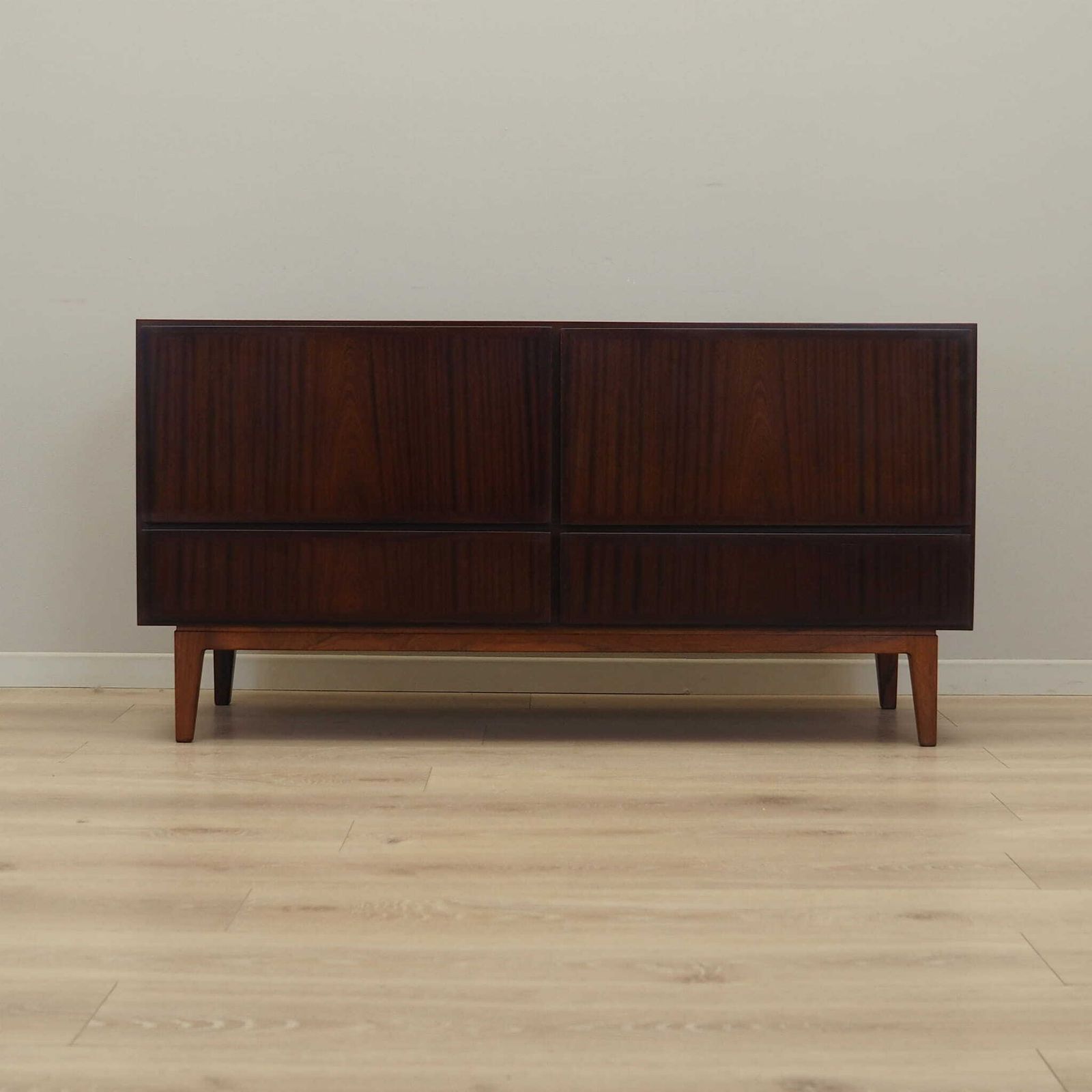 Ladekast Met Mahoniefineer, Deens Design, Jaren 1970 photo furniture