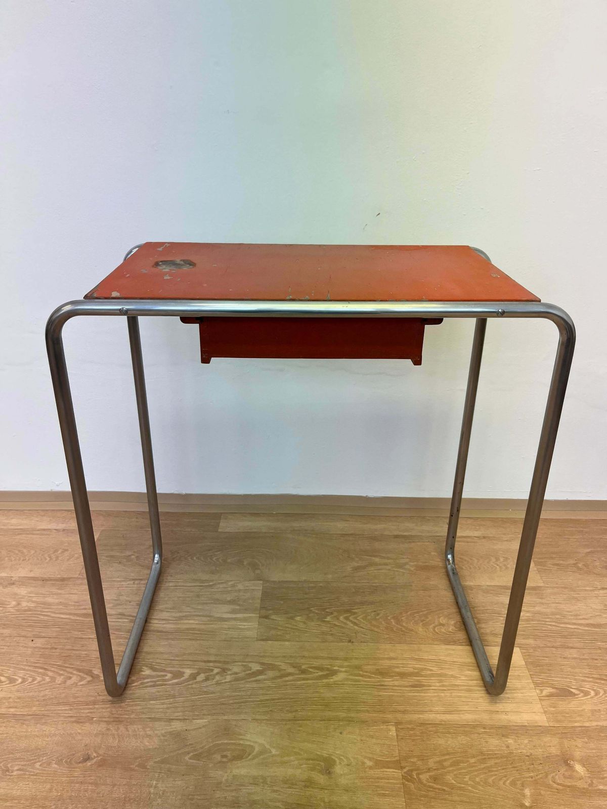 Bauhaus Tubular Steel Chrome Table Model R12 By Robert Slezak   1930s photo vinterior
