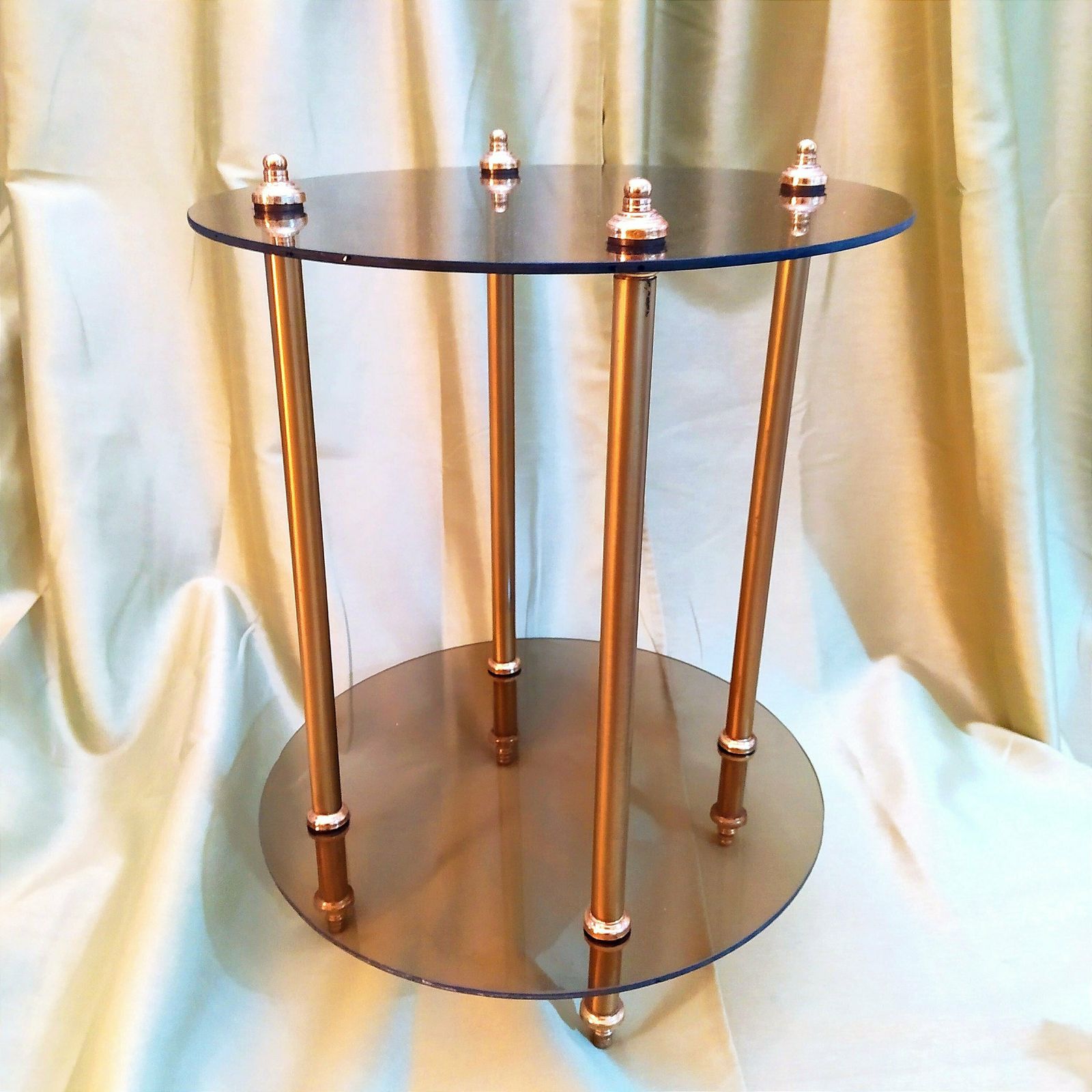 2 Tiered Brass étagère, By Maison Jansen photo Furniture