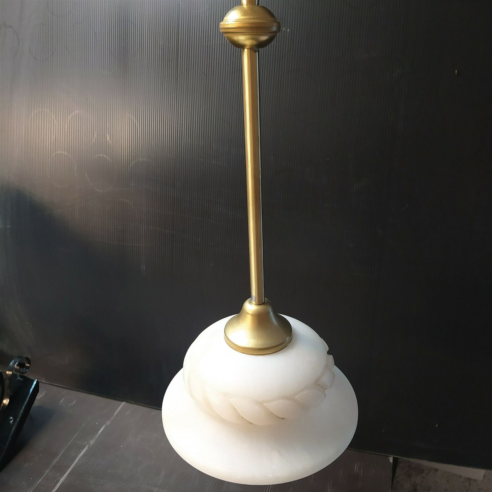 Alabaster Pendant Light, 1990s photo vinterior