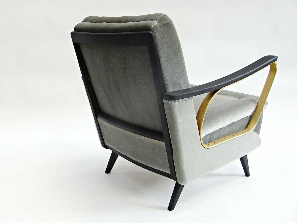 Carlo Armchair Made Of Velvet With Spring Cushions photo vintage