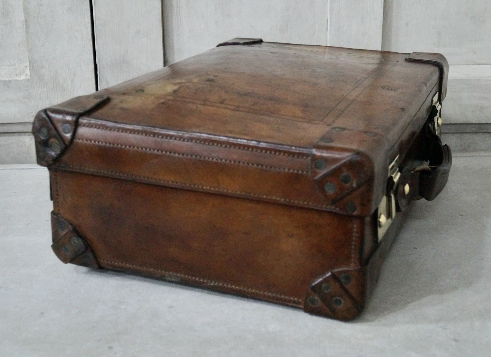 Edwardian George Perry & Co Leather Case photo furniture