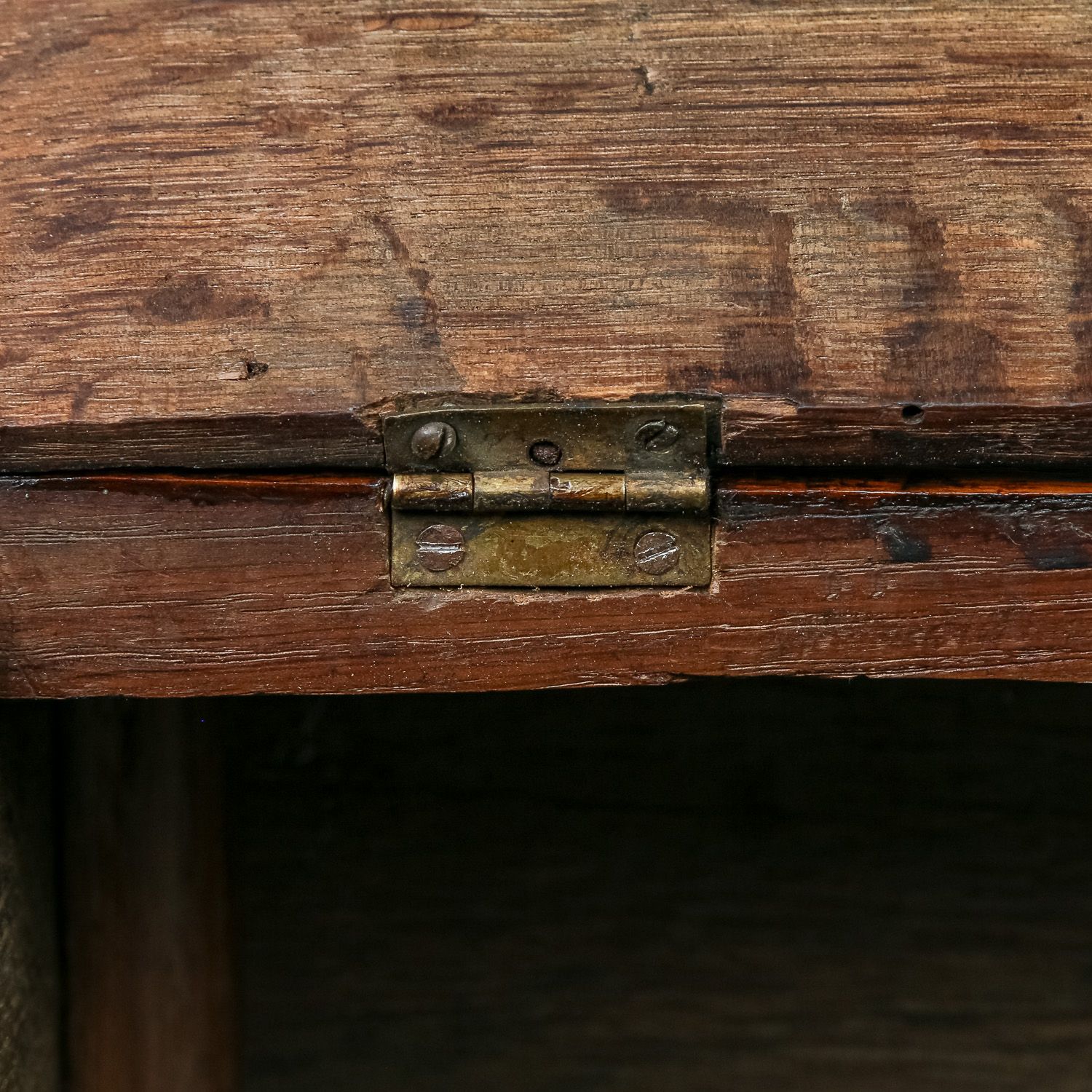 photo vintage Small English 18th Century Georgian Oak Sloped Writing / Stationery / Letter Box / Chest (Circa 1790)