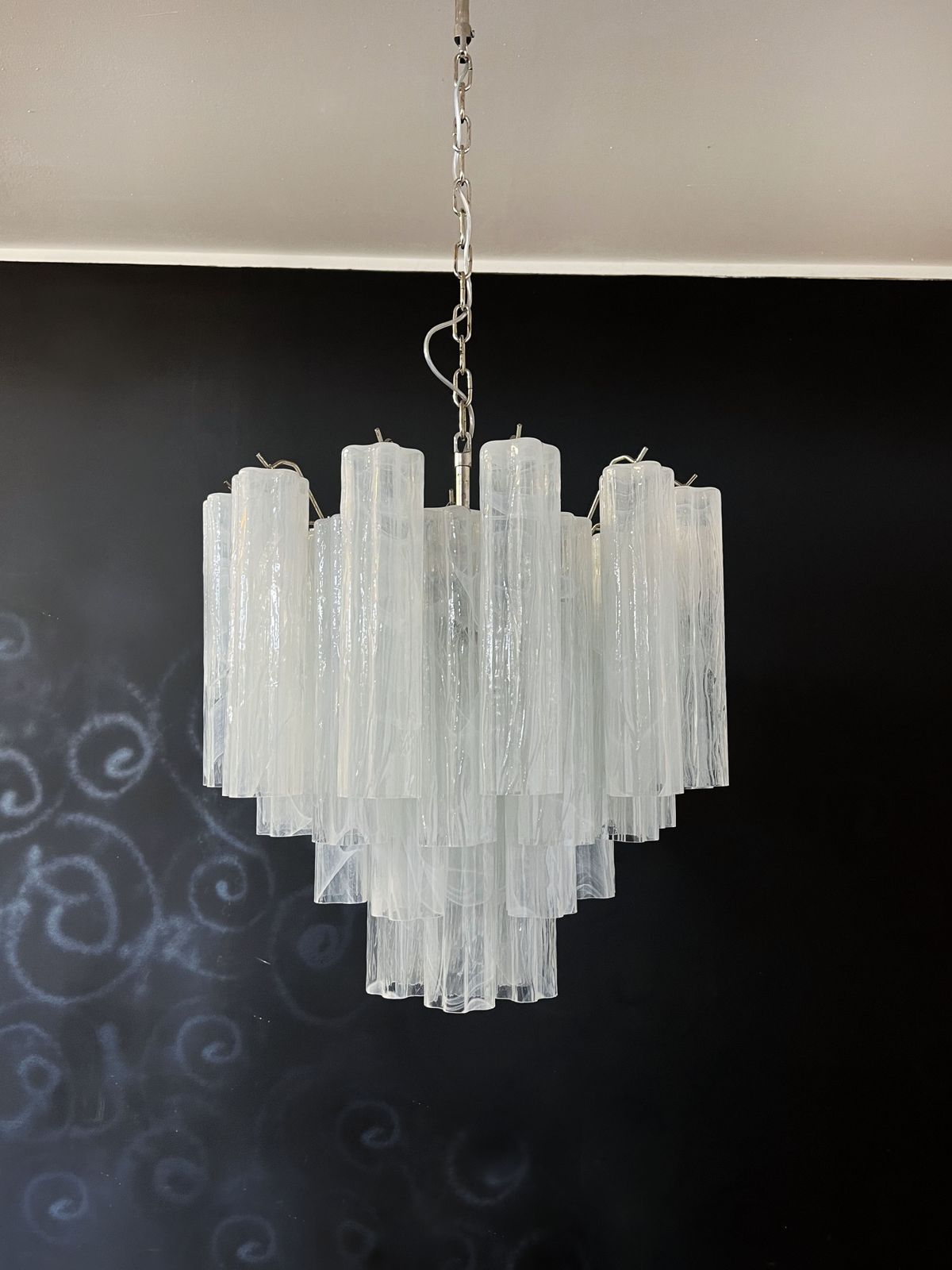 Fantastic Glass Tube Chandelier   36 Alabaster White Glasses