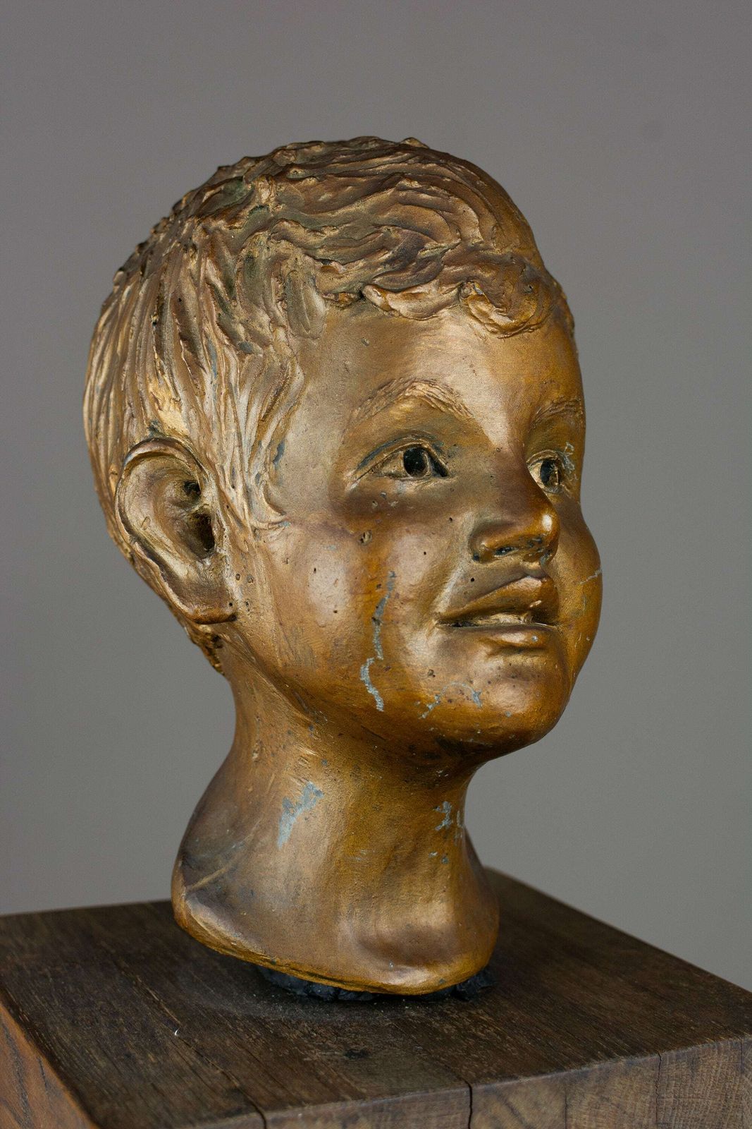 photo furniture Artist’s Model Bust Of A Young Boy, 20th Century. Not Signed