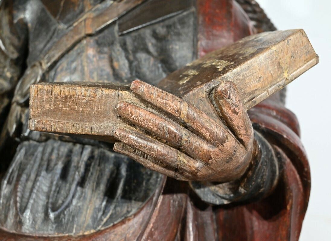 photo vintage Important Sculpture Of Saint James In Polychromed Oak – 18th Century