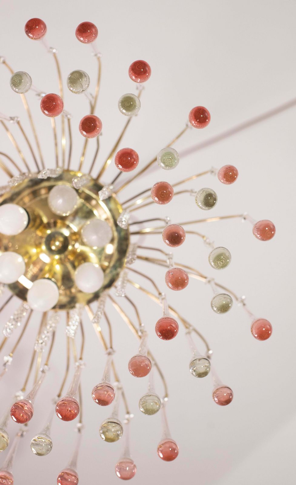 photo vintage Lady Barbara, Murano Chandelier Pink And White Drops, Venini Style, 1970s