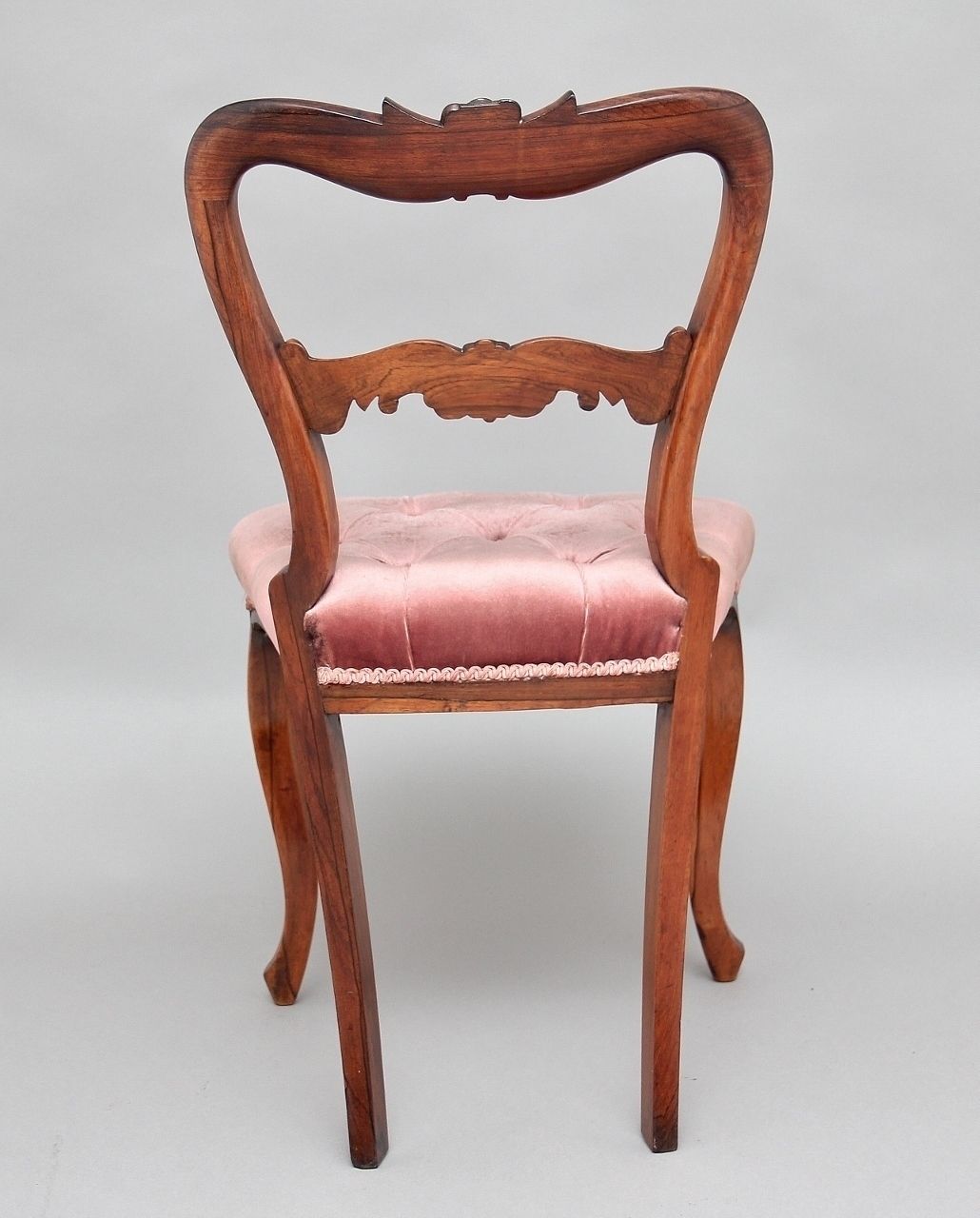 A Set Of Six 19th Century Rosewood Dining Chairs photo Furniture