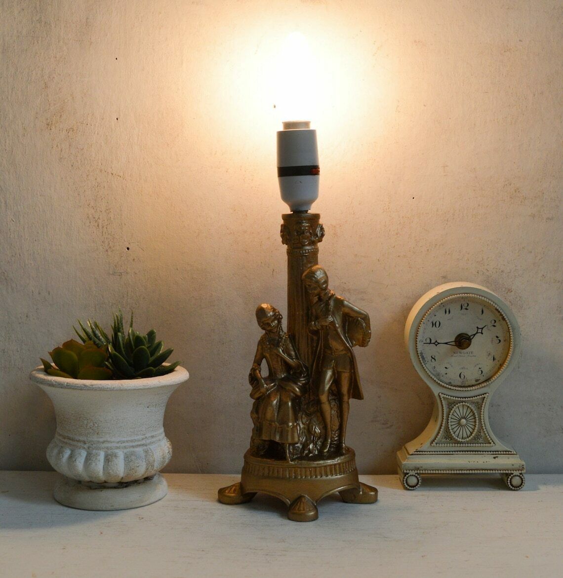 photo furniture Rare Vintage Gold Victorian Man And Lady Table Lamp 1960s 4 Footed Ornate Figurines Night Light