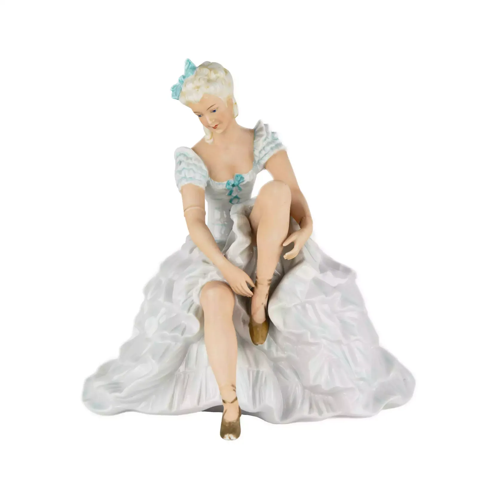 Porcelain Figurine. Ballerina. Unterweissbach. Germany. 1950 1960s photo furniture