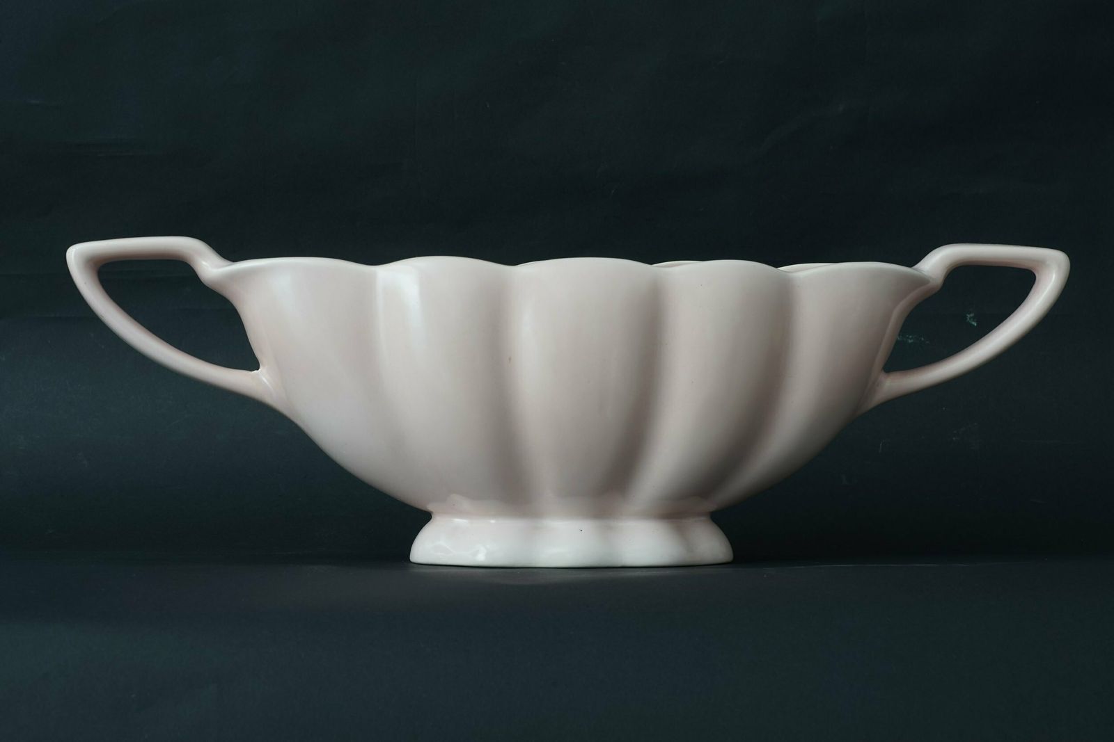 Pale Pink Mantle Vase In The Style Of Constance Spry photo furniture