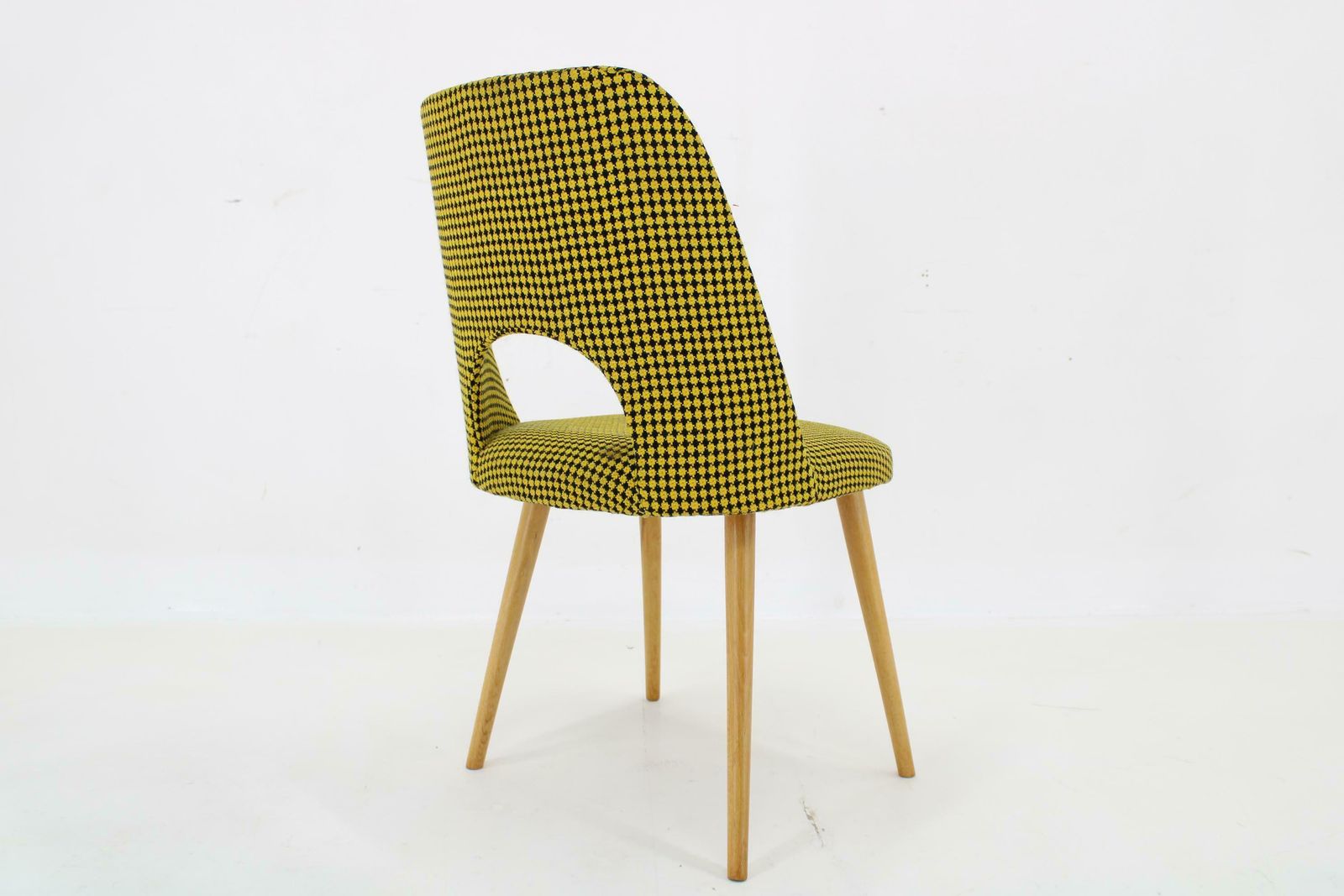 photo for sale 1960s Oswald Haerdtl, Set Of 4 Dining Chairs By Ton, Czechoslovakia
