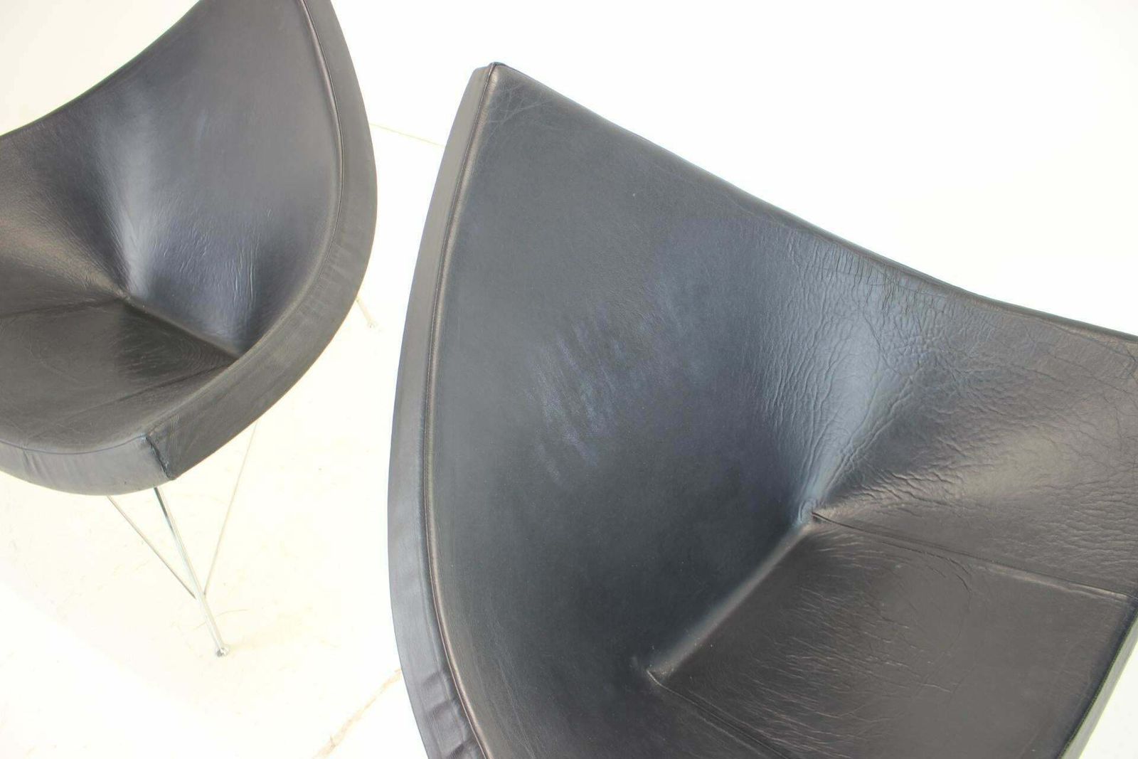 Furniture Set Of Two Leather Original George Nelson Coconut Chairs, Vitra photo