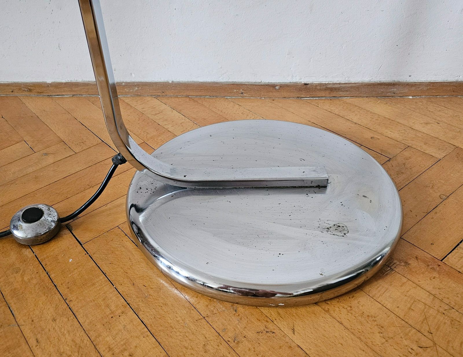 Extremely Rare Floor Lamp From Alvise Series Designed By Luigi Massoni For Harvey Guzzini // Made In Yugoslavia In 1960s photo vintage