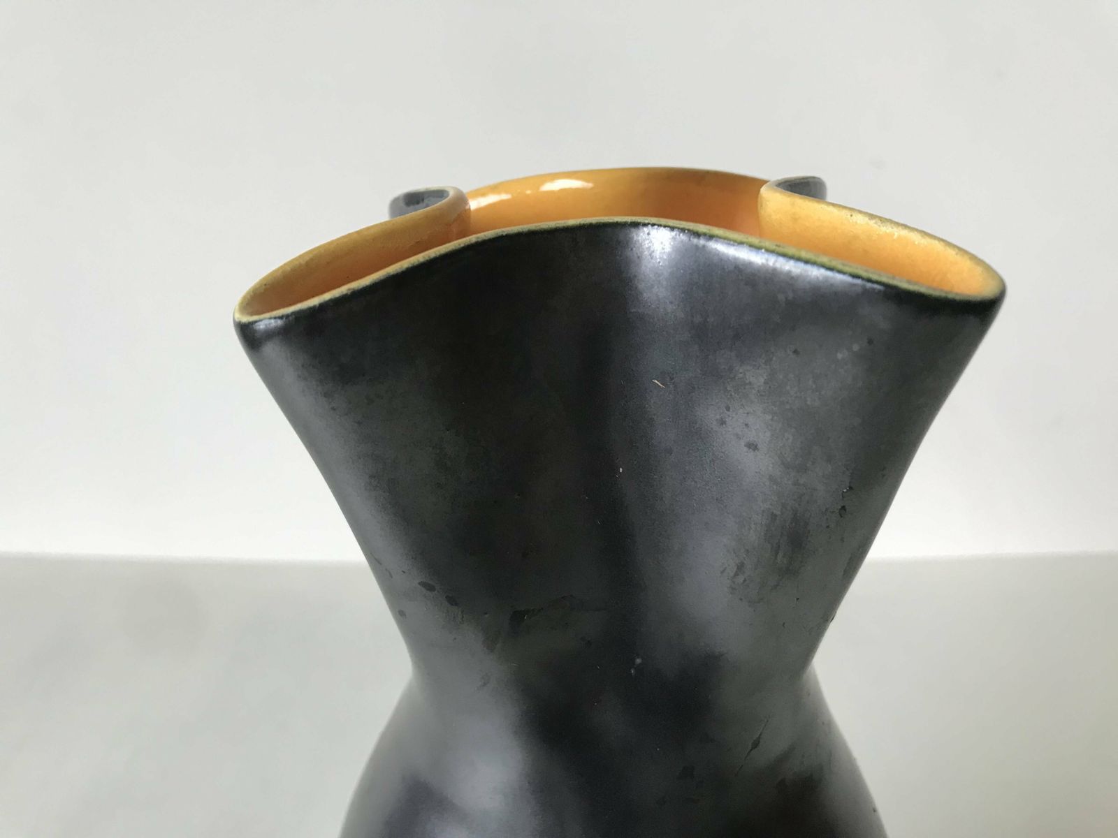 Ceramic Vase From The Cab Factory (Bordeaux Art Ceramics). photo 240.0