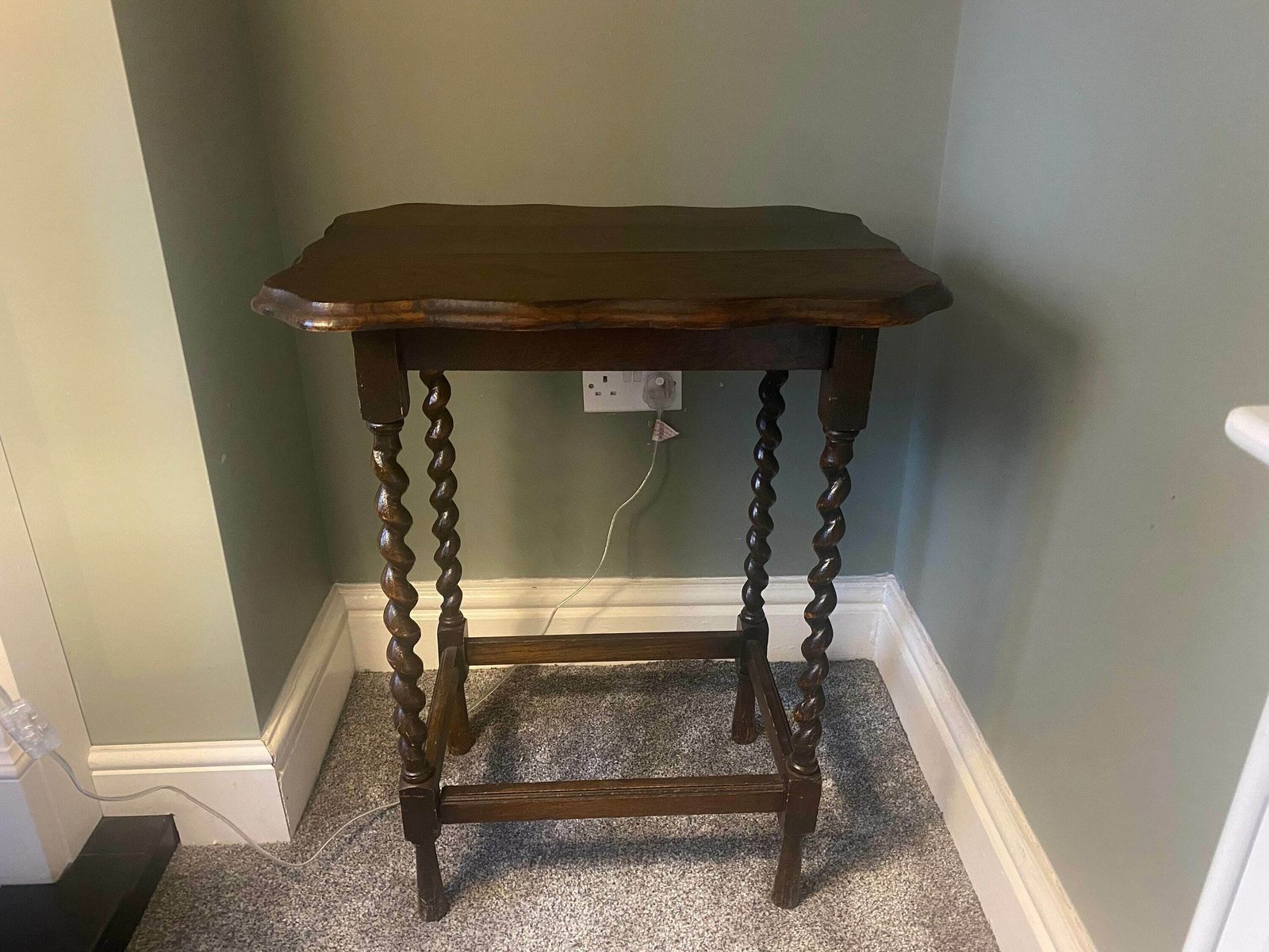 Antique Table With Barley Twist Legs And A Scalloped Edge. Victorian Oak Occasional Table photo buy
