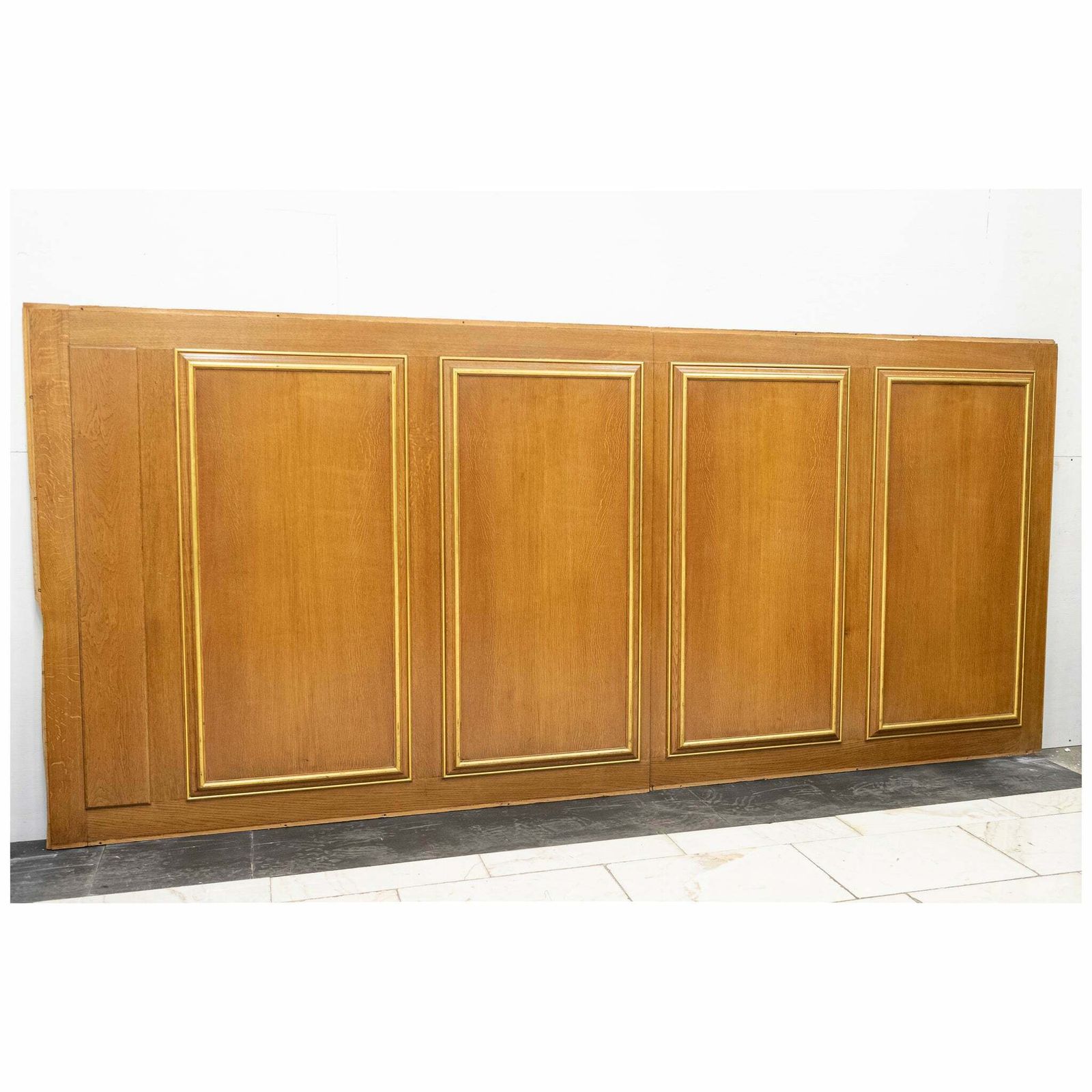 Zo Goed Als Oudoak Panelling With Gold Gilding | Clothworkers' Hall London photo furniture