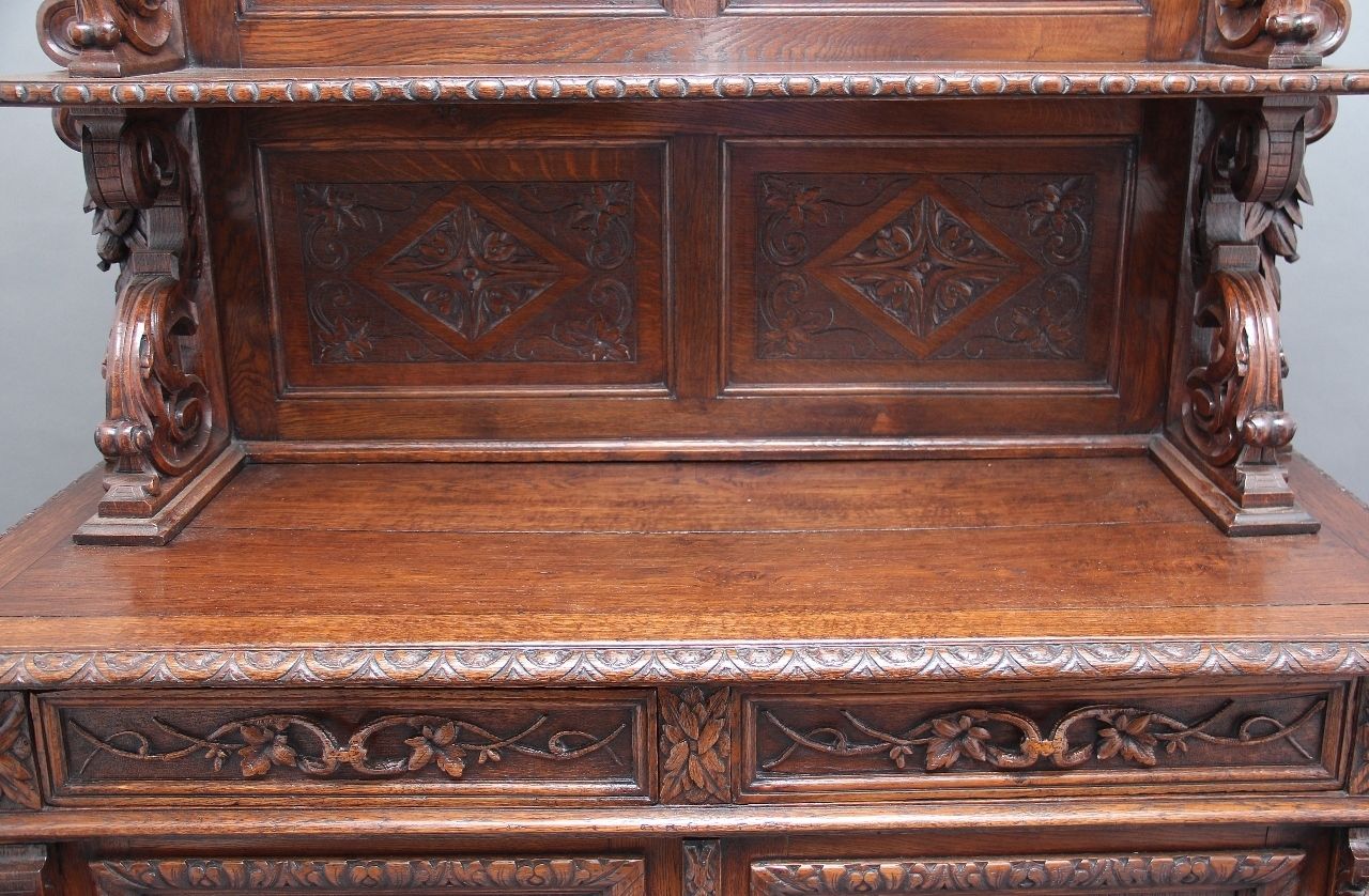 photo vinterior 19th Century Carved Oak Buffet