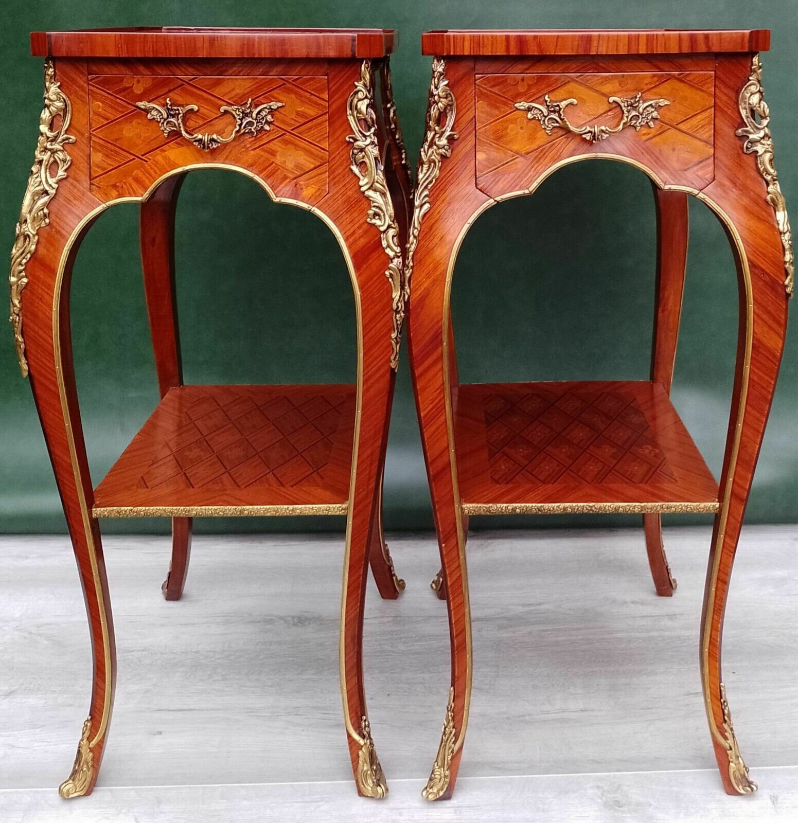 photo vintage Pair Antique Revival French Empire Ormolu Kingwood Bedside Nightstands Side End Lamp Tables